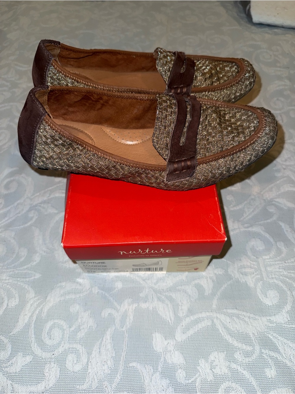 Nurture by Lamaze Woven Loafers in Brown
